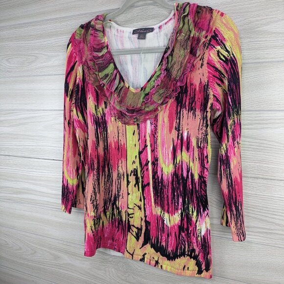 Metric Pink Abstract Ruffle Neckline Top - Picture 8 of 9